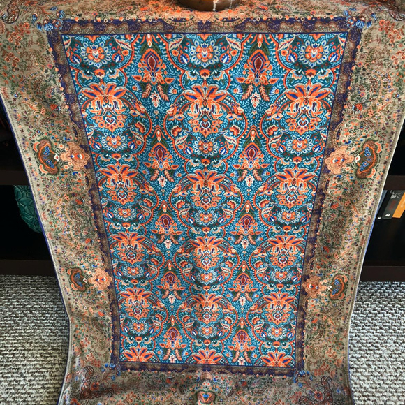 Handmade Silk Carpet “Liquid” - Picture 5 of 7
